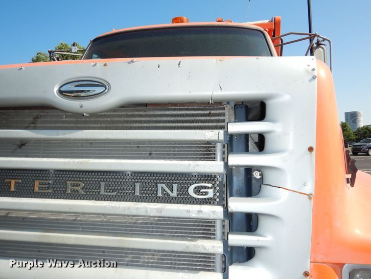 image for item DN1593 2002 Sterling LT9511  dump truck