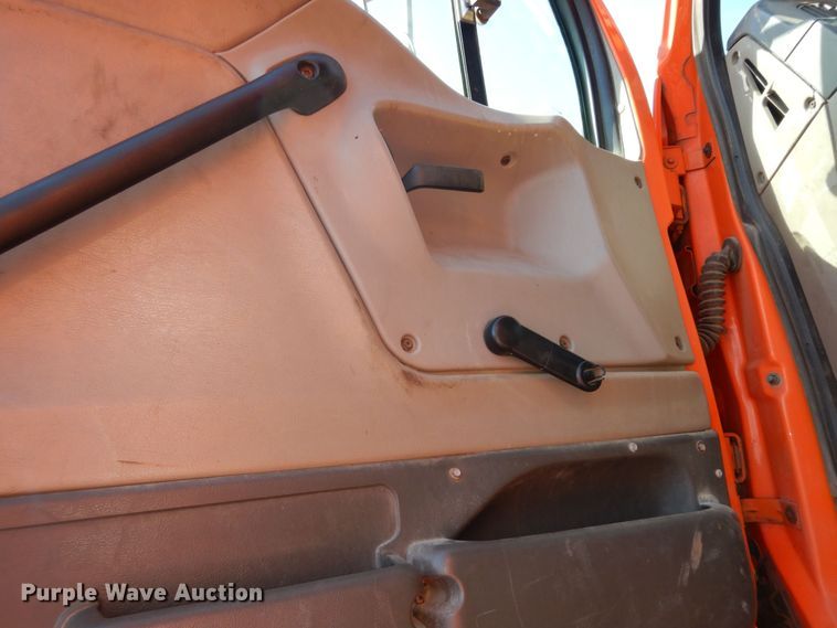 image for item DN1593 2002 Sterling LT9511  dump truck