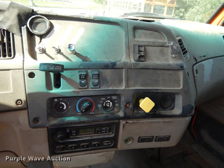 image for item DN1593 2002 Sterling LT9511  dump truck