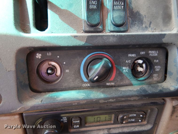 image for item DN1593 2002 Sterling LT9511  dump truck