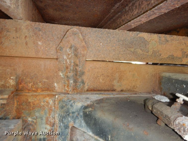 image for item DN1593 2002 Sterling LT9511  dump truck