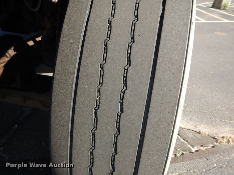 image for item DN1593 2002 Sterling LT9511  dump truck