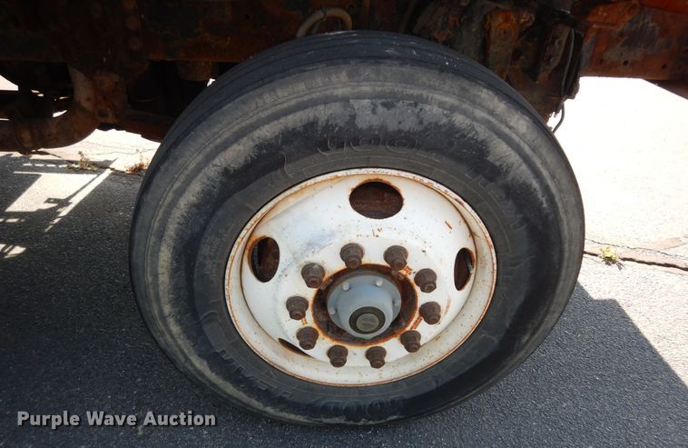 image for item DN1593 2002 Sterling LT9511  dump truck