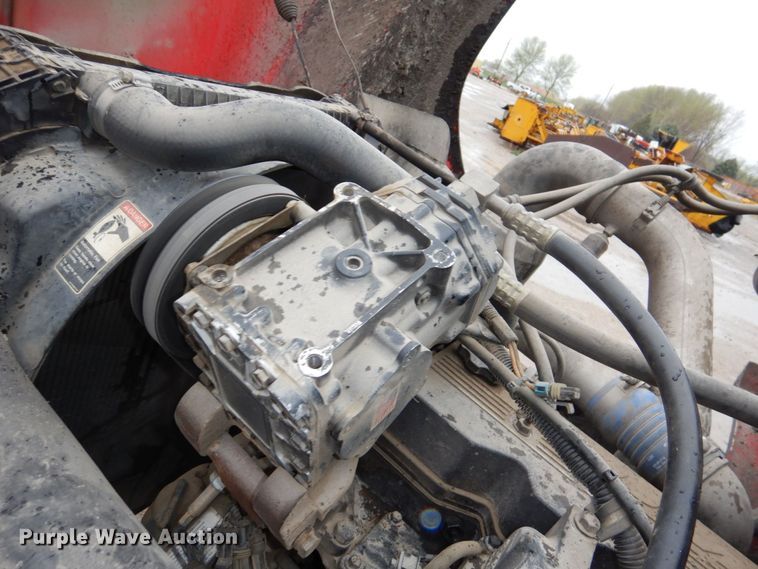 image for item DN7371 1999 Freightliner FL70  tank truck