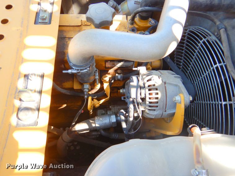 image for item DP4240 2011 John Deere 200DLC  excavator