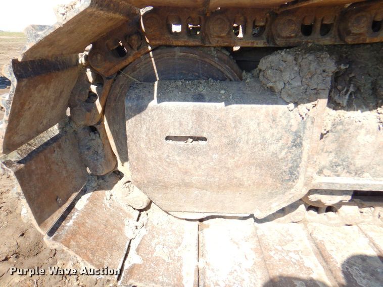 image for item DP4240 2011 John Deere 200DLC  excavator