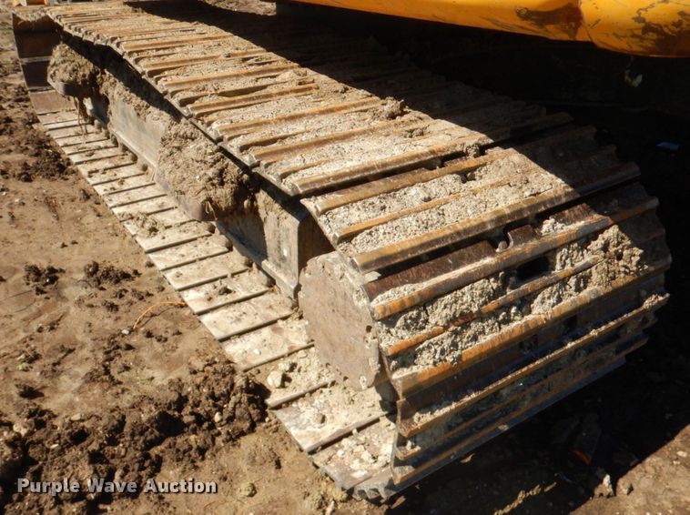 image for item DP4240 2011 John Deere 200DLC  excavator