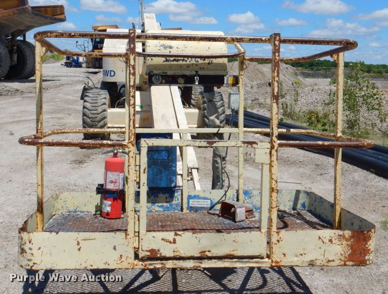 image for item DP4248 1996 Mark Lift CH60C  boom lift