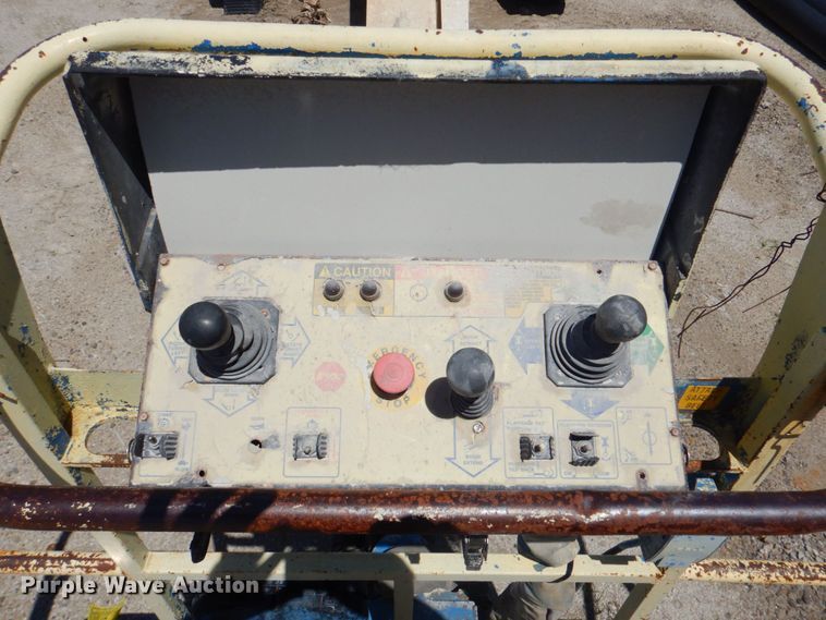 image for item DP4248 1996 Mark Lift CH60C  boom lift