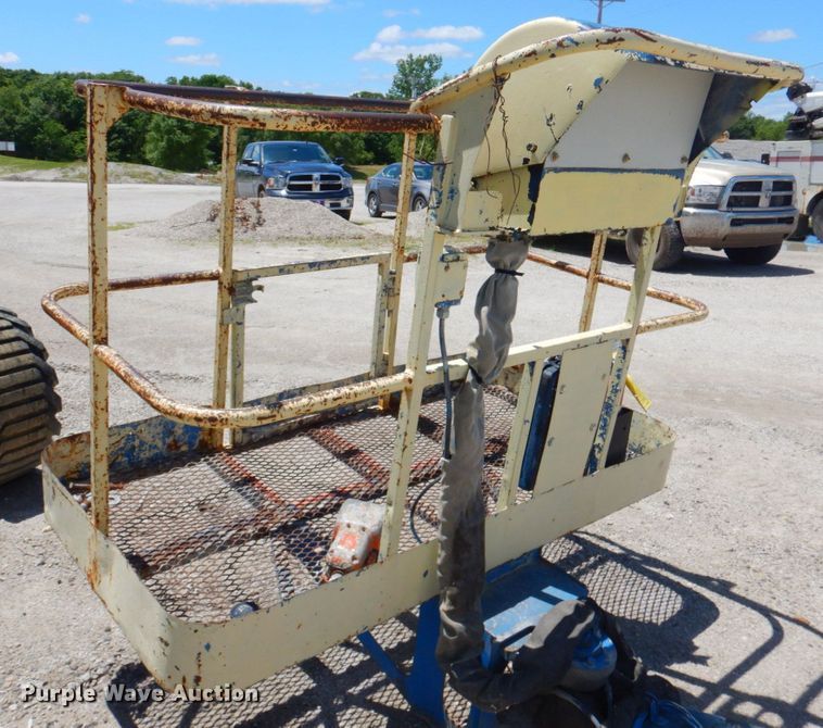 image for item DP4248 1996 Mark Lift CH60C  boom lift