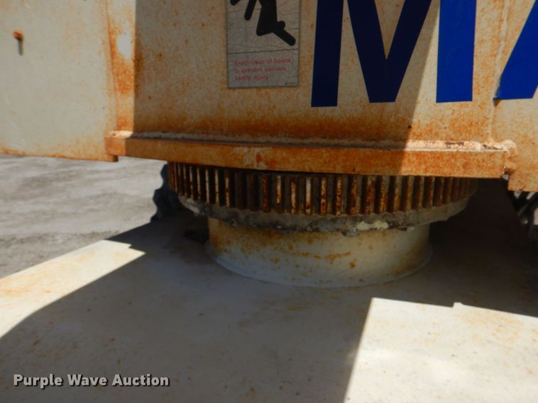 image for item DP4248 1996 Mark Lift CH60C  boom lift