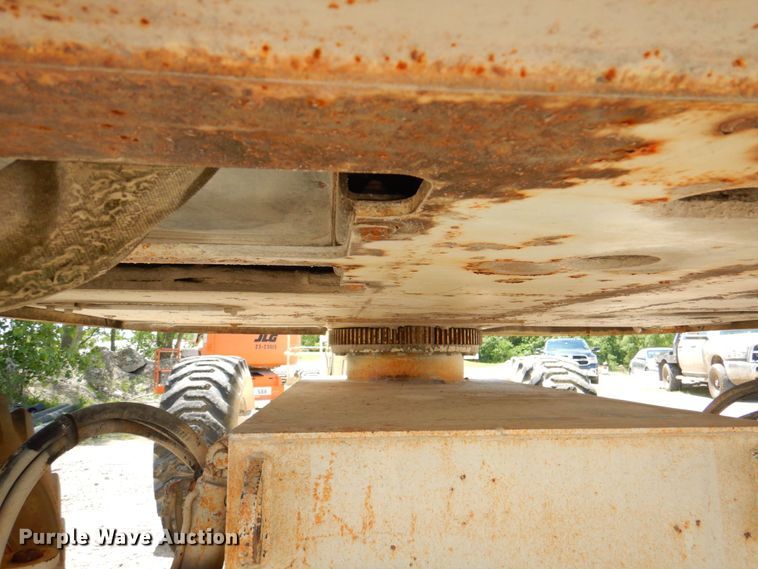 image for item DP4248 1996 Mark Lift CH60C  boom lift