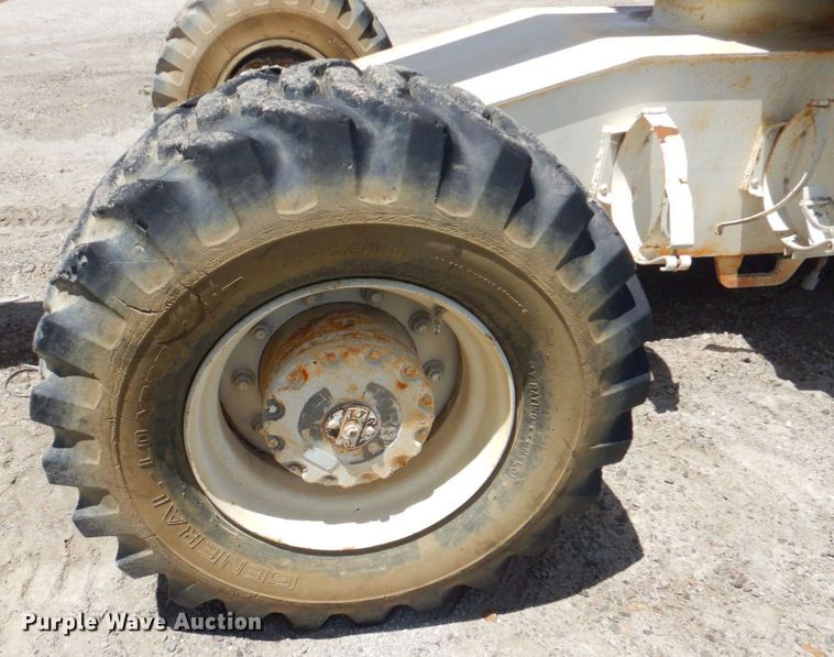 image for item DP4248 1996 Mark Lift CH60C  boom lift