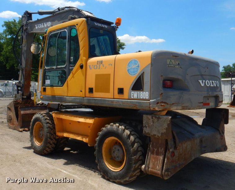 image for item DP4259 2004 Volvo EW180B  wheeled excavator