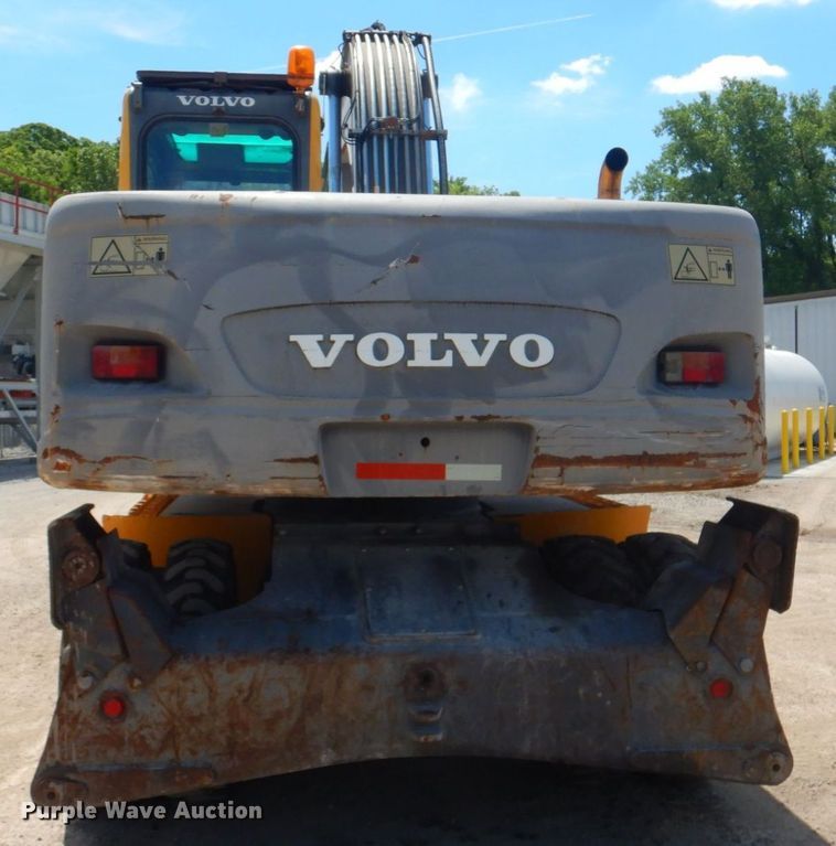 image for item DP4259 2004 Volvo EW180B  wheeled excavator