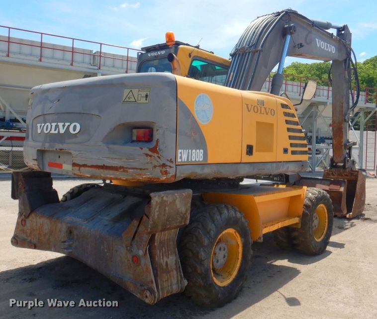 image for item DP4259 2004 Volvo EW180B  wheeled excavator