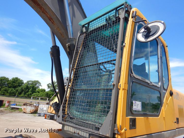 image for item DP4259 2004 Volvo EW180B  wheeled excavator