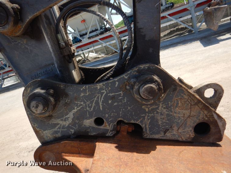 image for item DP4259 2004 Volvo EW180B  wheeled excavator