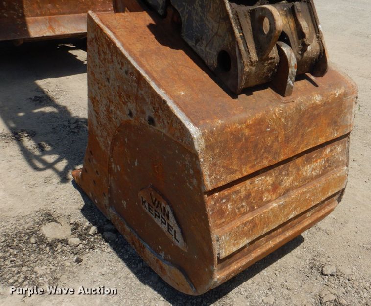 image for item DP4259 2004 Volvo EW180B  wheeled excavator