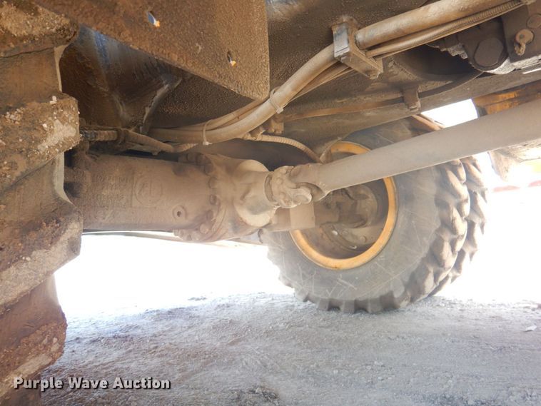 image for item DP4259 2004 Volvo EW180B  wheeled excavator