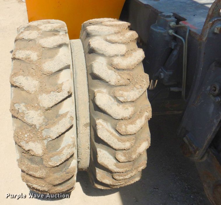 image for item DP4259 2004 Volvo EW180B  wheeled excavator