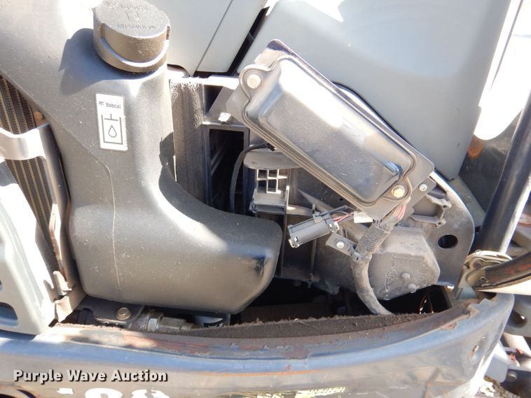 image for item DP4291 2015 Bobcat E26  mini excavator