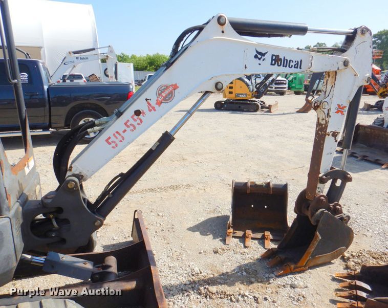image for item DP4291 2015 Bobcat E26  mini excavator