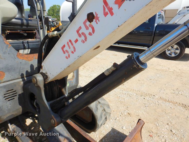 image for item DP4291 2015 Bobcat E26  mini excavator
