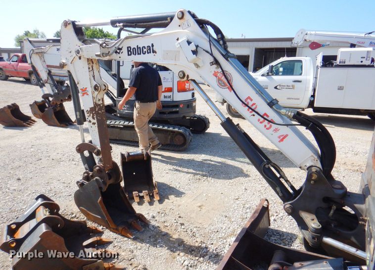 image for item DP4291 2015 Bobcat E26  mini excavator