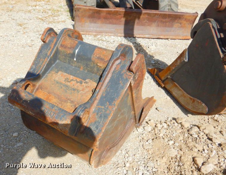 image for item DP4291 2015 Bobcat E26  mini excavator