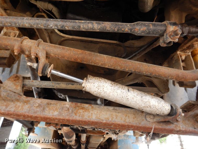 image for item DP5568 1997 Ford F450 Super Duty  drilling rig truck