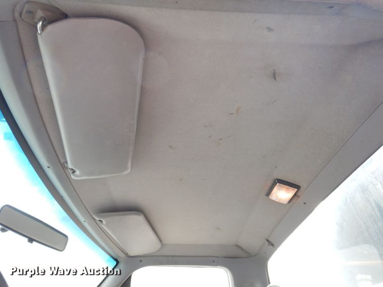 image for item DP5568 1997 Ford F450 Super Duty  drilling rig truck