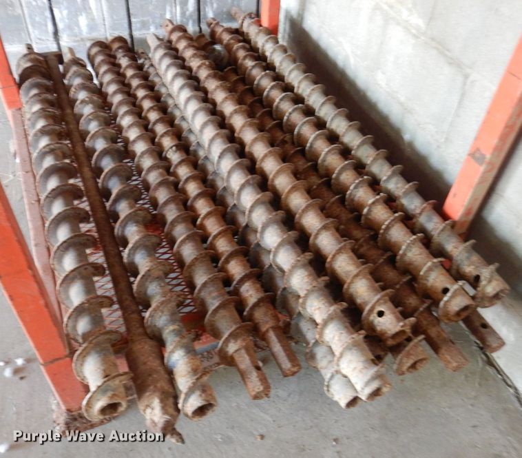 image for item DP5568 1997 Ford F450 Super Duty  drilling rig truck