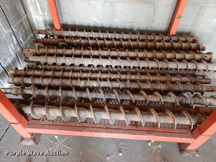 image for item DP5568 1997 Ford F450 Super Duty  drilling rig truck