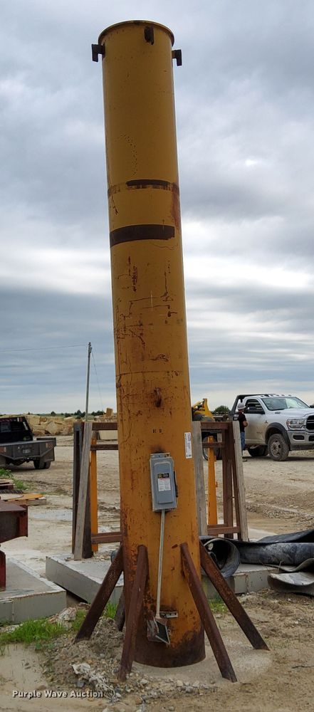 image for item DR0910 Gaffey  jib crane