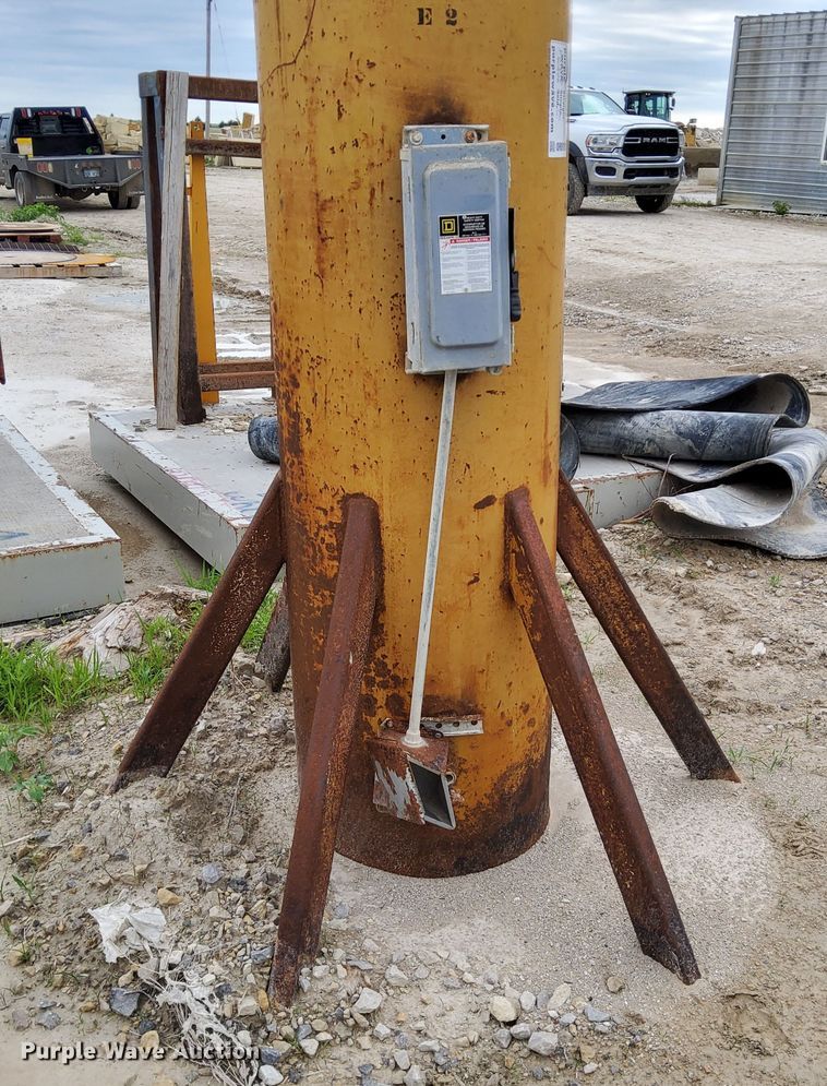 image for item DR0910 Gaffey  jib crane