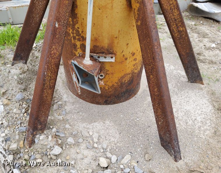 image for item DR0910 Gaffey  jib crane