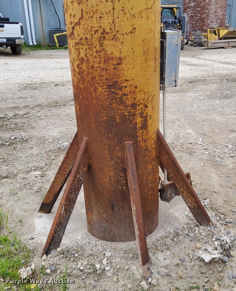 image for item DR0910 Gaffey  jib crane