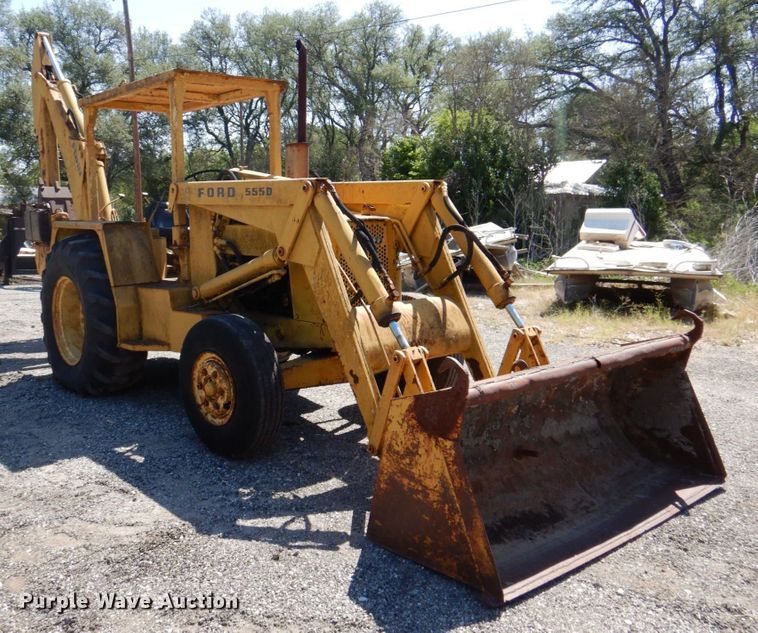 image for item DR1867 Ford 5550  backhoe