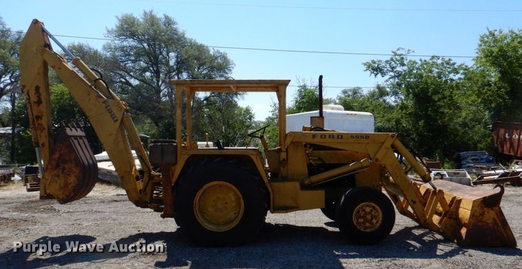 image for item DR1867 Ford 5550  backhoe