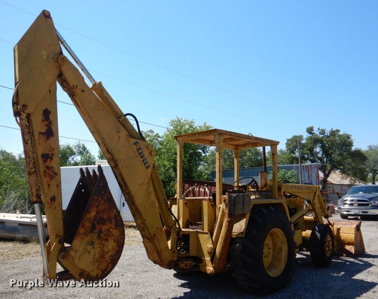 image for item DR1867 Ford 5550  backhoe
