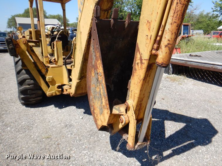 image for item DR1867 Ford 5550  backhoe