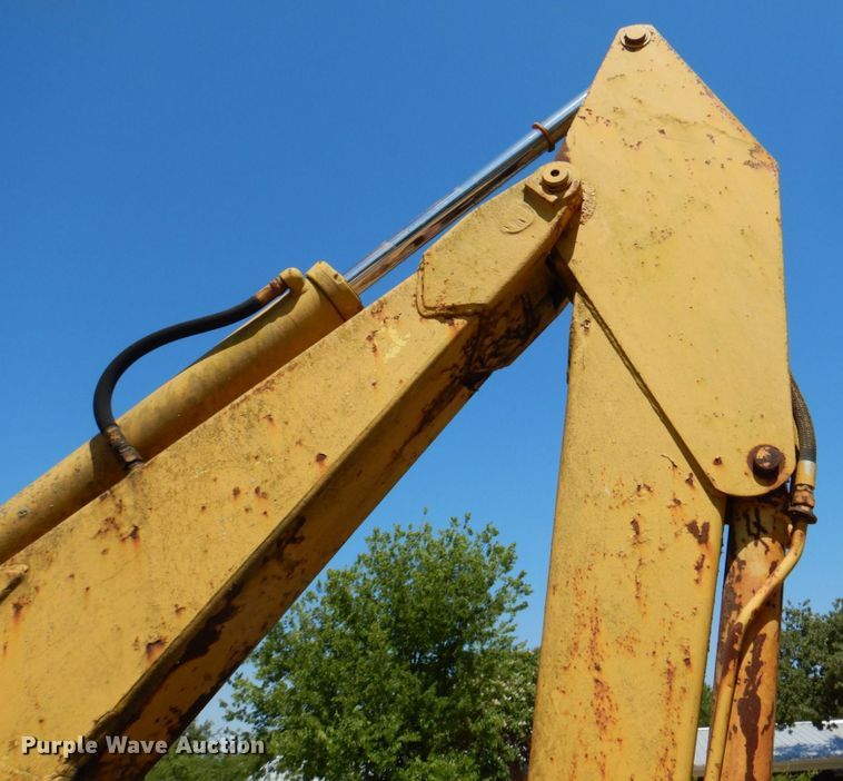 image for item DR1867 Ford 5550  backhoe