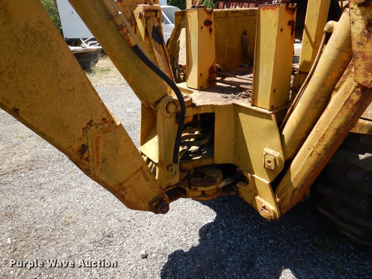 image for item DR1867 Ford 5550  backhoe