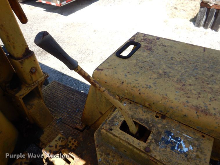 image for item DR1867 Ford 5550  backhoe