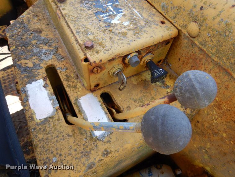 image for item DR1867 Ford 5550  backhoe