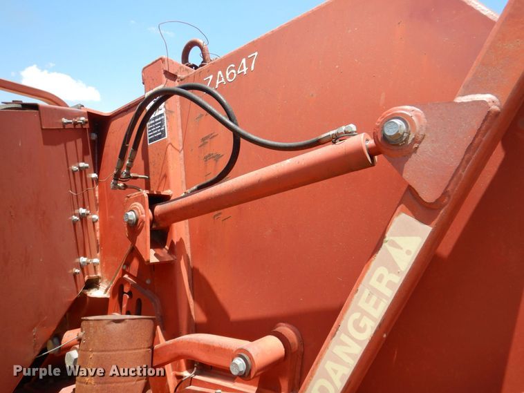 image for item DR1868 Ditch Witch 6510DD  rock saw