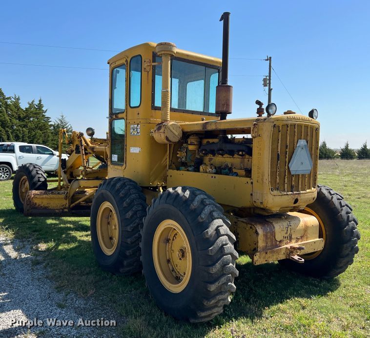 image for item DS8273 1958 Caterpillar 12  rigid frame motor grader