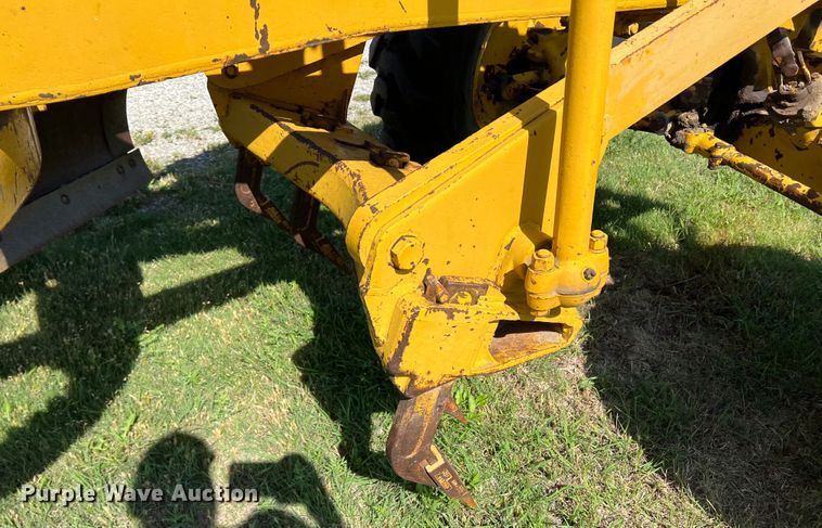 image for item DS8273 1958 Caterpillar 12  rigid frame motor grader