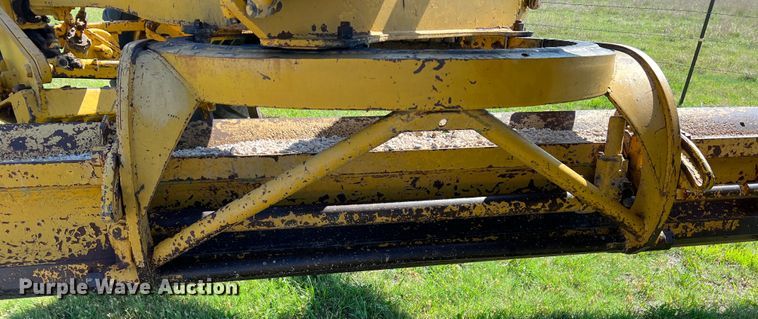 image for item DS8273 1958 Caterpillar 12  rigid frame motor grader